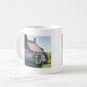Halfgetimbered Thatched Cottage Koffiemok (Voorkant links)