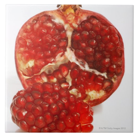 Halfrijpe granaatappel om de snavel bloot te stell tegeltje (Voorkant)