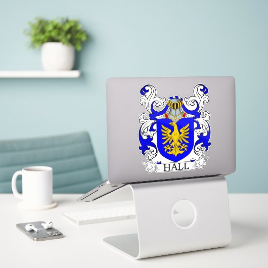 Hall Family Crest Sticker (Laptop op bureau)
