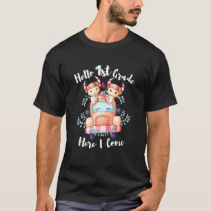 Hallo 1e klas hier kom ik Grappige koe rijdt auto T-shirt