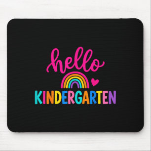 Hallo kleuterschool kleurrijke regenboog hart teru muismat