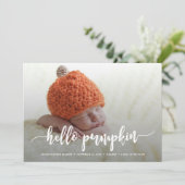 hallo Pumpkin White Script Birth Announding Aankondiging (Staand voorkant)