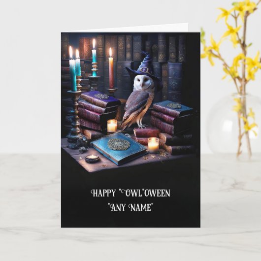 Halloween Aangepaste Naam met Schattigee Uil en Ma Kaart (Gele Bloem)