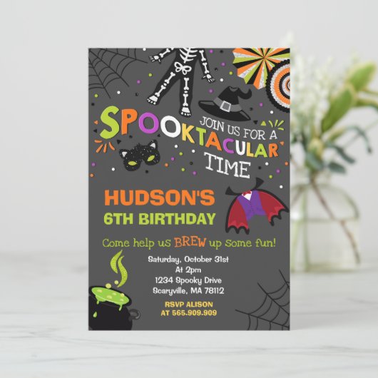 Halloween Anniversaire Invitation Spooktacular Par (Debout devant)