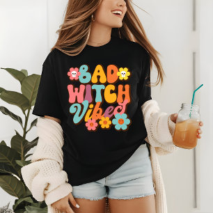 Halloween Bad Witch Vibes Retro Groovy Typografie Tri-Blend Shirt