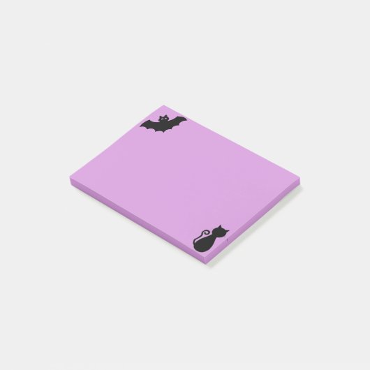 Halloween bat en zwarte kat op violet post-it® notes (Schuin)