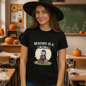 Halloween bibliothecaris lezen is een schreeuw t-shirt