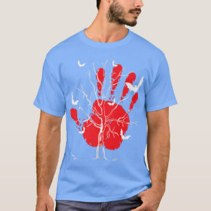 Halloween, bloederige hand, boom en vogels, herfst t-shirt
