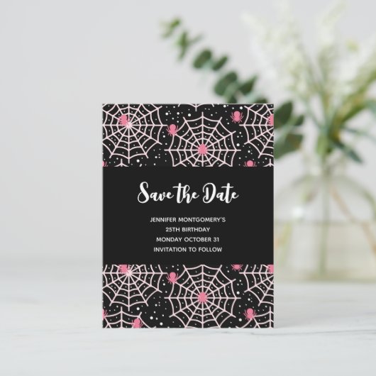 Halloween Cobwebs & Spiders Pattern Save the Date Uitnodiging Briefkaart (Staand voorkant)