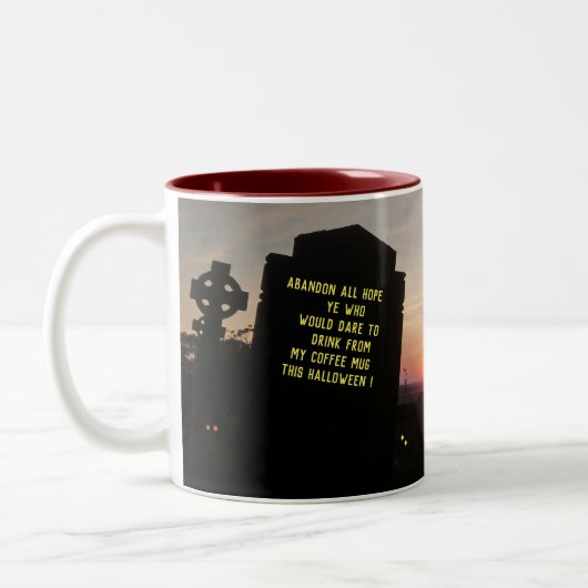 Halloween Coffee Mug Haunted Graveyard. (Gauche)