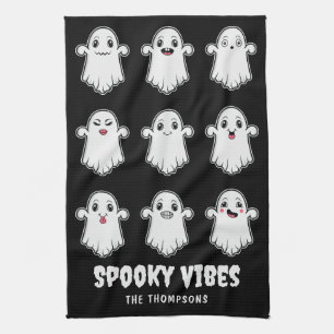 Halloween Geesten Met Verschillende Gezichtsexpres Theedoek