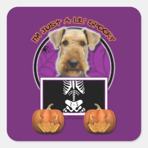 Halloween - Gewoon een Lil Spooky - Airedale Vierkante Sticker