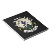 Halloween Gift | I Found This Humerus Birthday Notitieblok (Schuin)