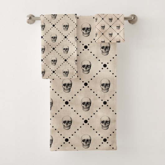 Halloween Gothic Skulls Grid Pattern Bad Handdoek (Insitu)