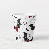 Halloween hart met zwarte vleugels latte mok (Voorkant)