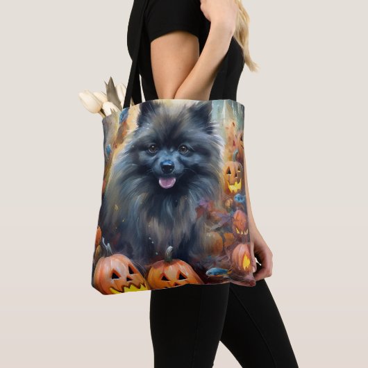 Halloween Keeshond met Pumpkins Scary Draagtas (Dichtbij)