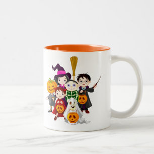 Halloween kinderen bedriegen of behandelen tweekleurige koffiemok