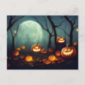 Halloween Kürbisse in einem Wald bei Vollmond. Briefkaart (Voorkant)