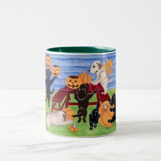 Halloween Labradors! Tweekleurige Koffiemok (Center)