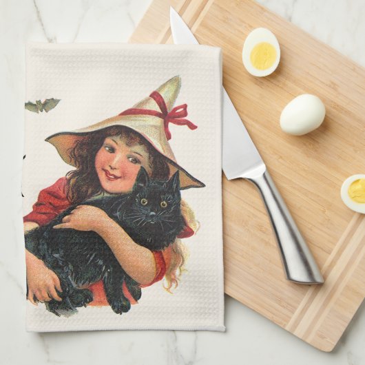 halloween, meisje met zwarte kat theedoek (Quarter Fold)