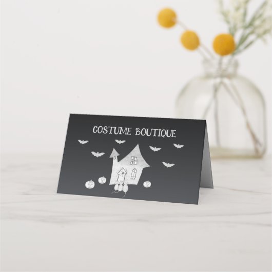 Halloween nacht met spookhuis, vleermuizen, pompoe klantenkaartje (Voorkant)