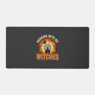 Halloween ophangen met mijn heksen spookhuis bureaumat
