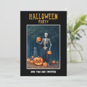 Halloween Party invitation Skeleton among Pumpkins (Debout devant)