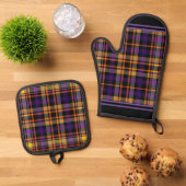 Halloween Plaid Oven Mitt & Pot Holder Set (Top down)