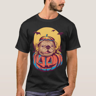 Halloween-pug in een pompoen t-shirt