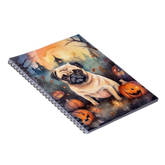 Halloween Pug met pompoenen eng Notitieboek (Rechterzijde)