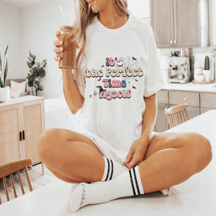 Halloween Retro Vibes Perfecte tijd om mezelf te T-shirt