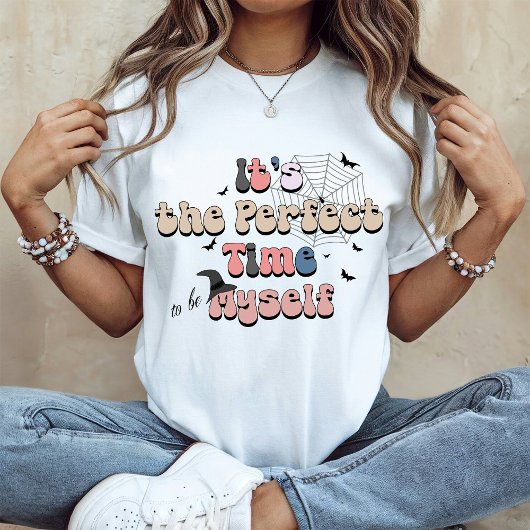 Halloween Retro Vibes | Perfecte tijd om mezelf te T-shirt