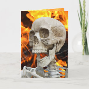 Halloween-skelet in vlammen kaart