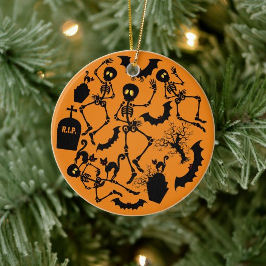 Halloween Skeletons Macabre Dance Keramisch Ornament (Boom)