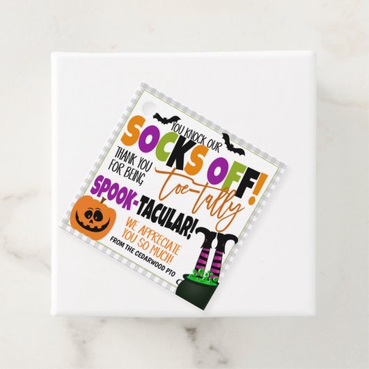 Halloween Sock Gift Labels Personeel (In situ)