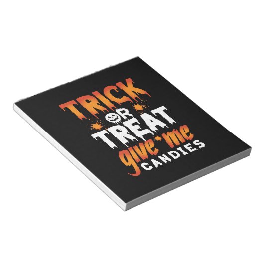 Halloween Trick or treat Geef me Snoepjes Notitieblok (Schuin)