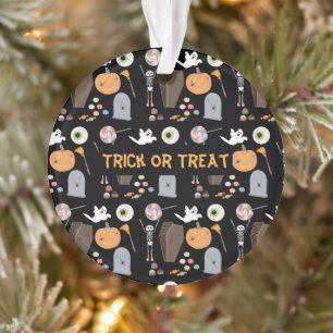 Halloween Trick or treat Kinder Halloween Ornament