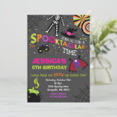 Halloween Verjaardag Uitnodiging Spooktacular Part (Staand voorkant)