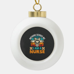 Halloween Verpleegster Niets Maakt Me Bang Schedel Keramische Bal Ornament
