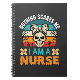 Halloween Verpleegster Niets Maakt Me Bang Schedel Notitieboek