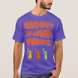 Halloween Vibes heksen staande retro kleuren T-shirt