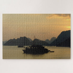 Halong Bay, Sunset & Vietnam /Ladscapes Asia Legpuzzel