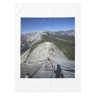 Halve dome die van de Kabels kijkt - Yosemite Tafelkleed