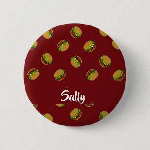 Hamburger patroon op maroon ronde button 5,7 cm