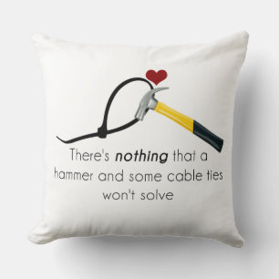 Hamer en zap-strap kussen