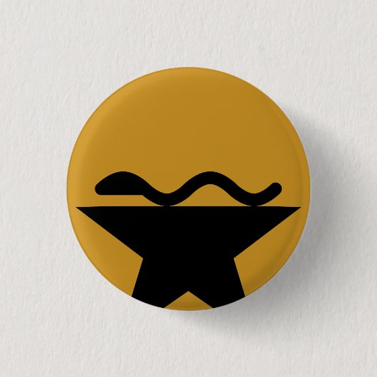 Hamilton Snerd Pin Ronde Button 3,2 Cm (Voorkant)