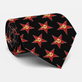 Hammer en sikkel in de rode ster stropdas (Opgerold)