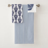 Hamptons Marine Indigo Blauw Wit Ginger Jar Patroo Bad Handdoek (Insitu)