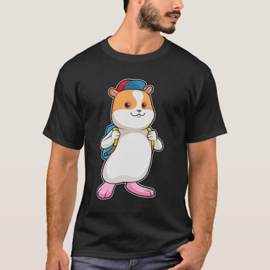 Hamster als student met rugzak en Pet T-shirt (Voorkant)