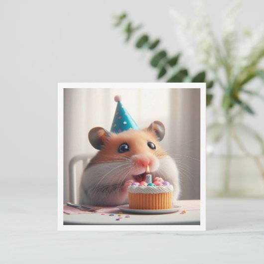 Hamster mangeant gâteau invitation anniversaire (Debout devant)